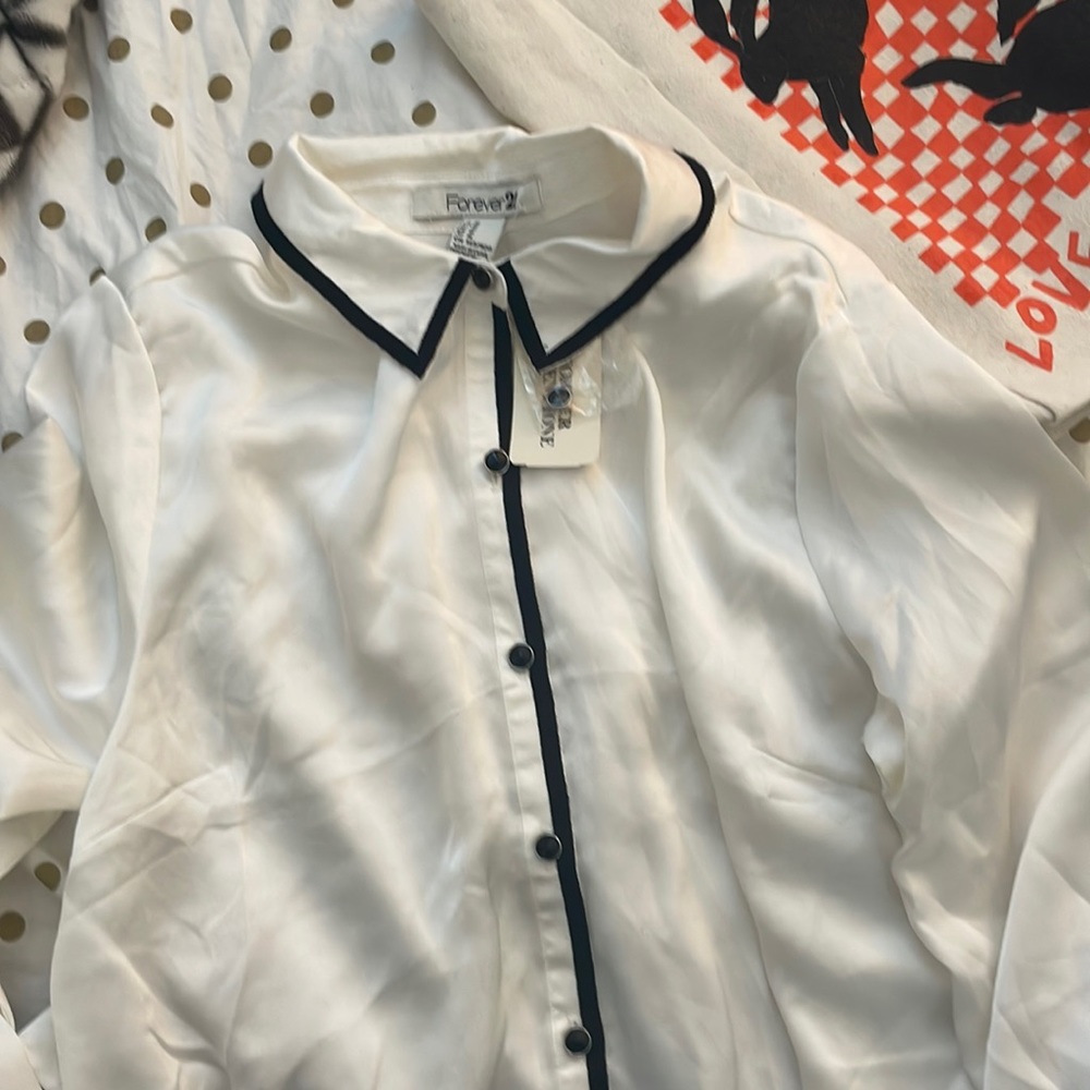 NWT Forever 21 White Collar Blouse